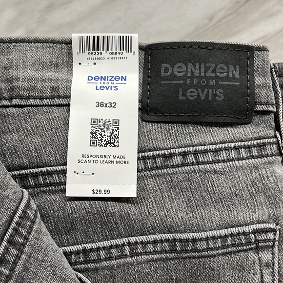Mens Levi’s Jeans - Picture 2 of 3